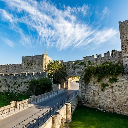 Colourful Home, Medieval Town Rhodes * עיר רודוס