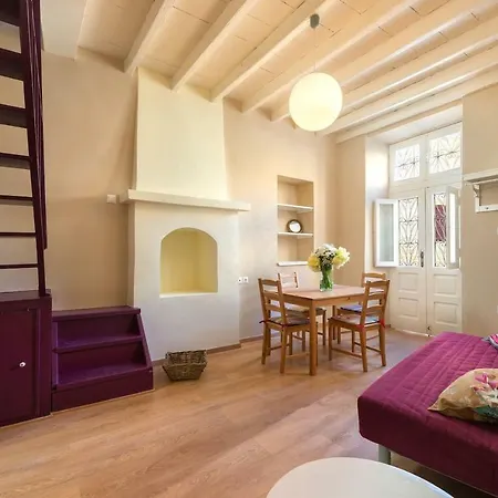 Colourful Home, Medieval Town Rhodes Holiday home